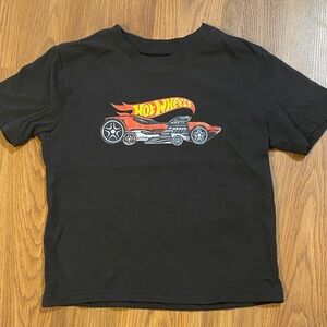 ✨8/$10. Hot Wheels Black Tee. Size Small